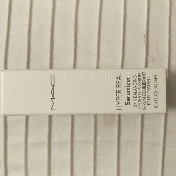 MAC Cosmetics Other - NWT Skin Balancing Hydration Serum